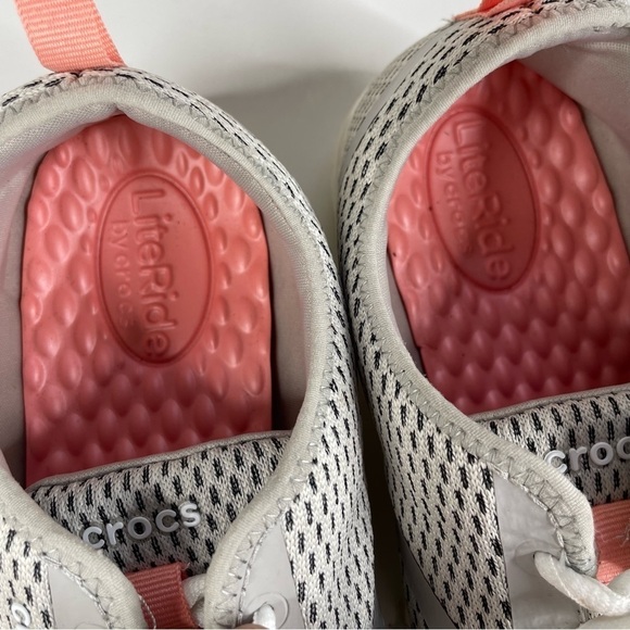Crocs Womens Mesh Lace Up Sneakers Size 9 - Picture 5 of 8